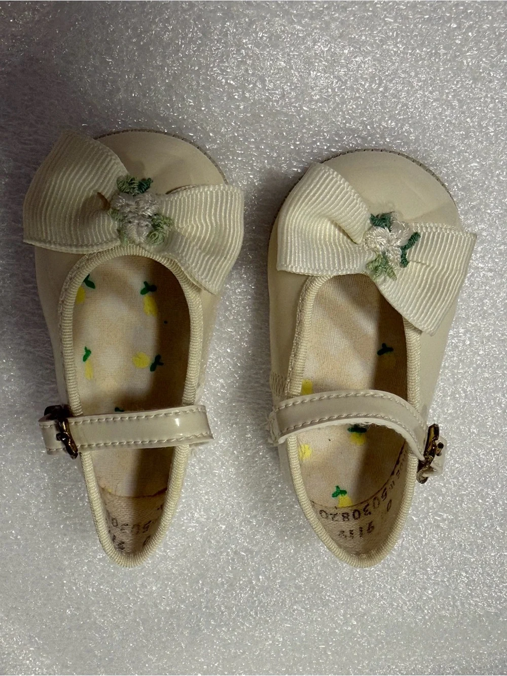Vintage Baby Girl Mary Jane Shoes Size 0 Floral Bow + 2 Pairs Socks